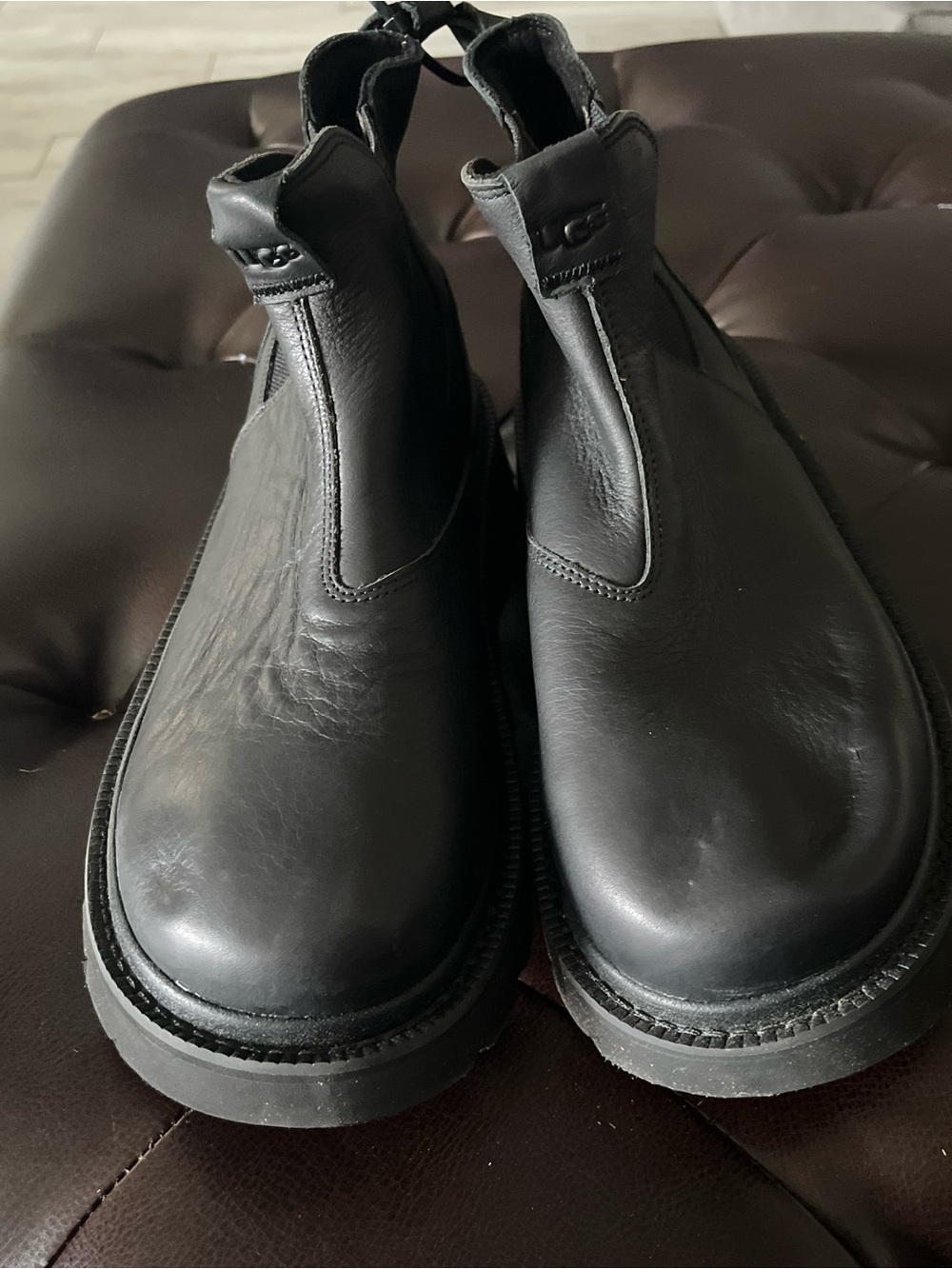 UGG Men’s Black Chukka Boots